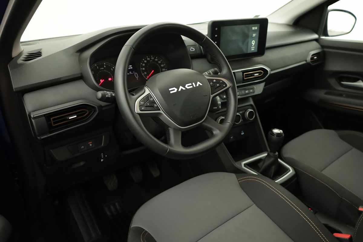 dacia-sandero-2025-gasolina-999cc
