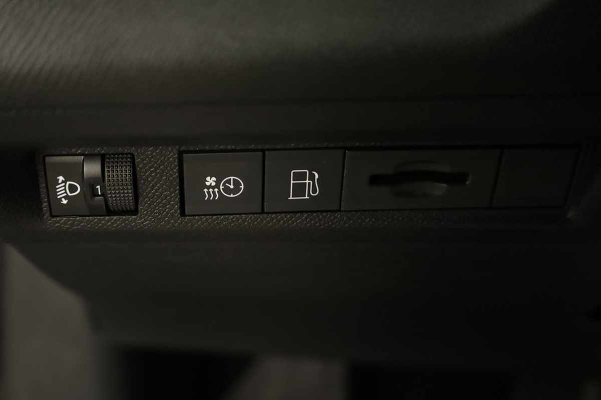 peugeot-408-2024-hibrido-a-gasolina-1598cc