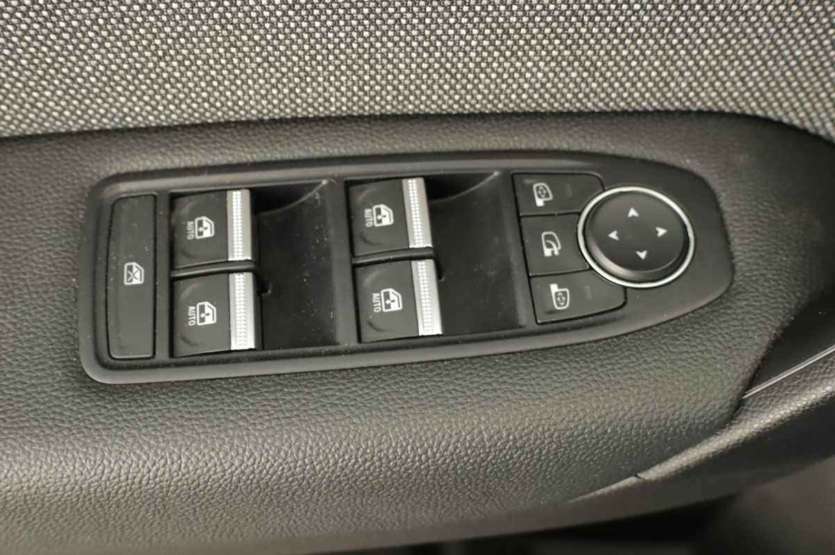 renault-captur-2025-gpl-999cc
