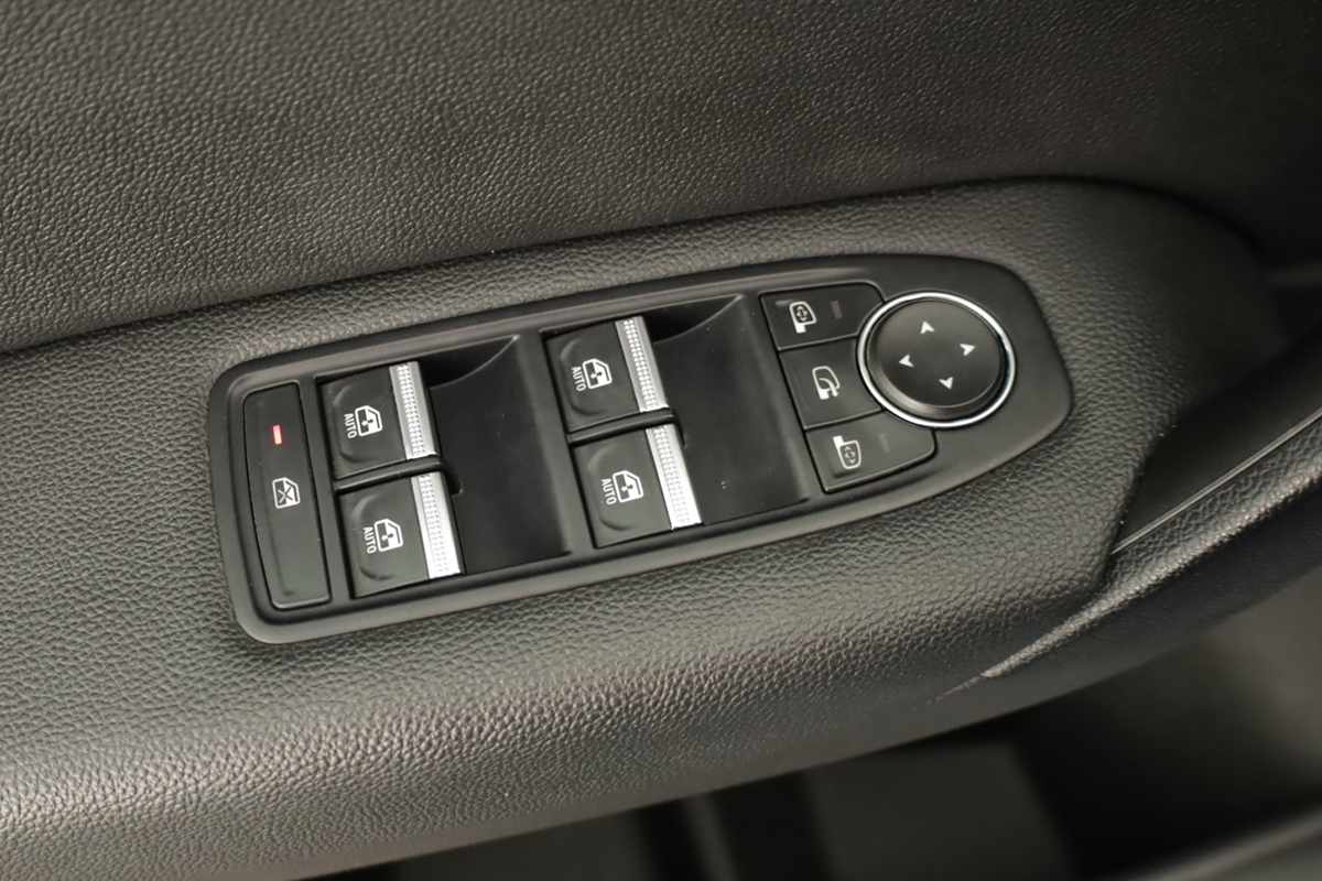 renault-captur-2024-gpl-999cc