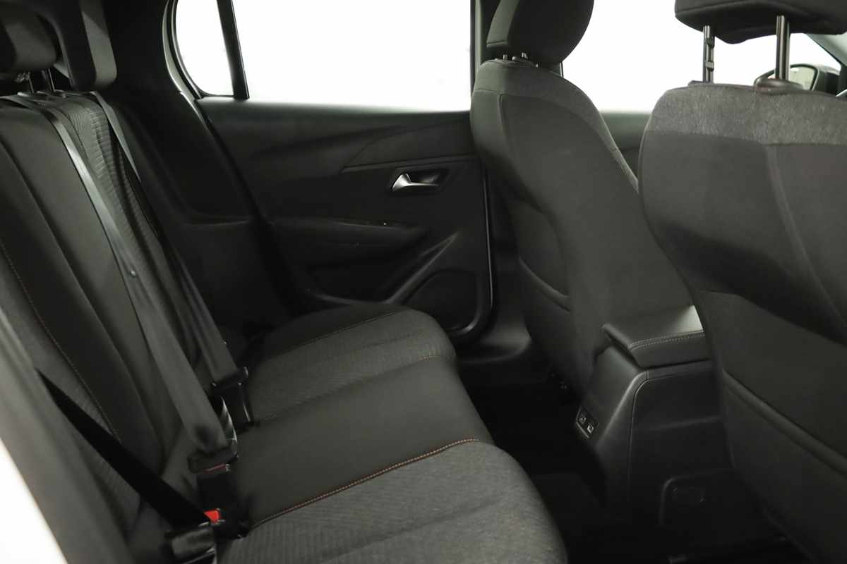 peugeot-e-208-2025-eletrico-0cc