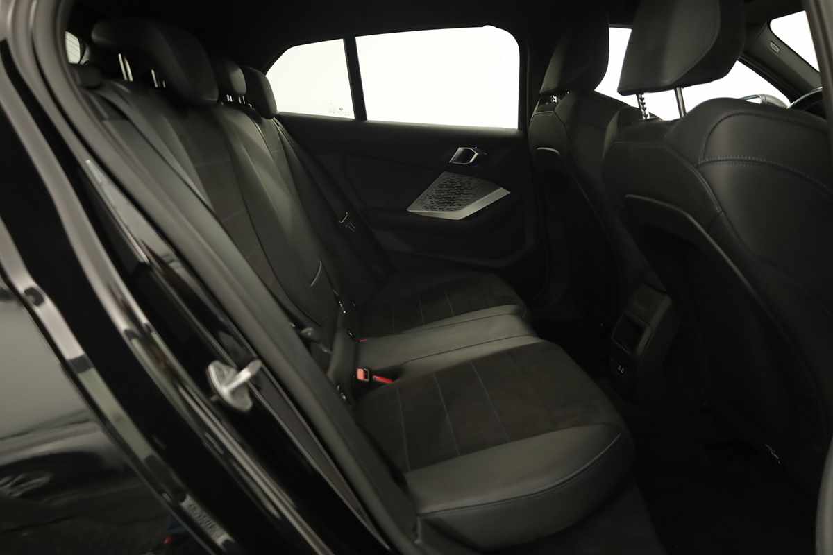 bmw-serie-1-2025-gasolina-1499cc