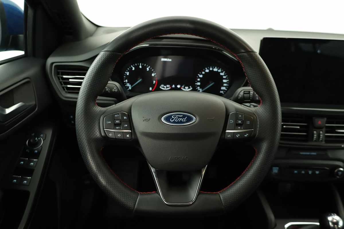 ford-focus-2025-gasolina-998cc