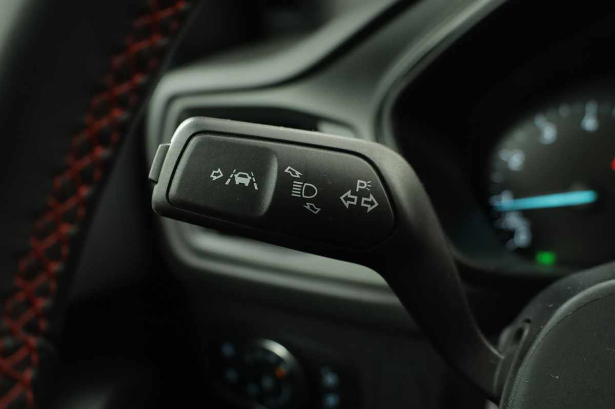 ford-focus-2025-gasolina-998cc