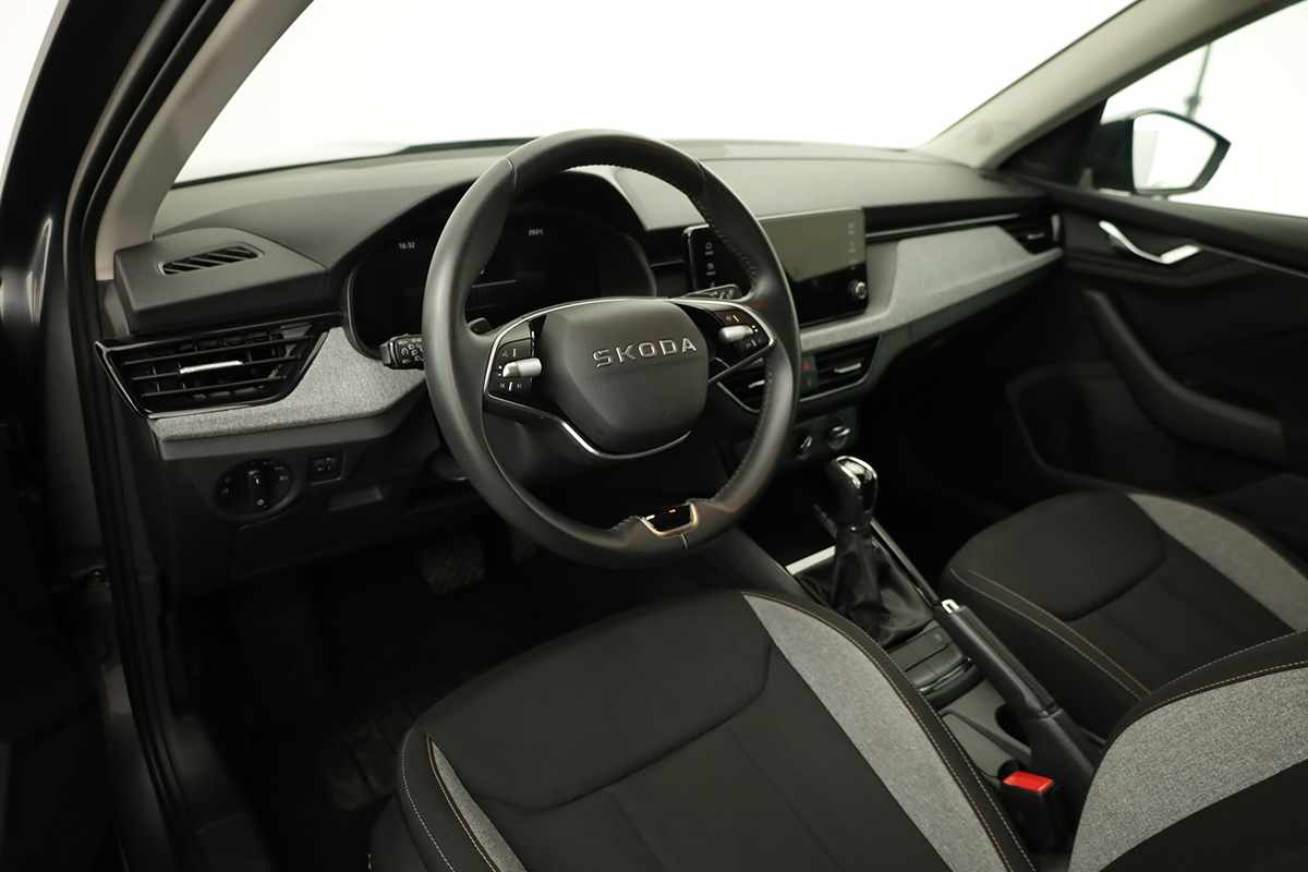 skoda-kamiq-2025-gasolina-999cc