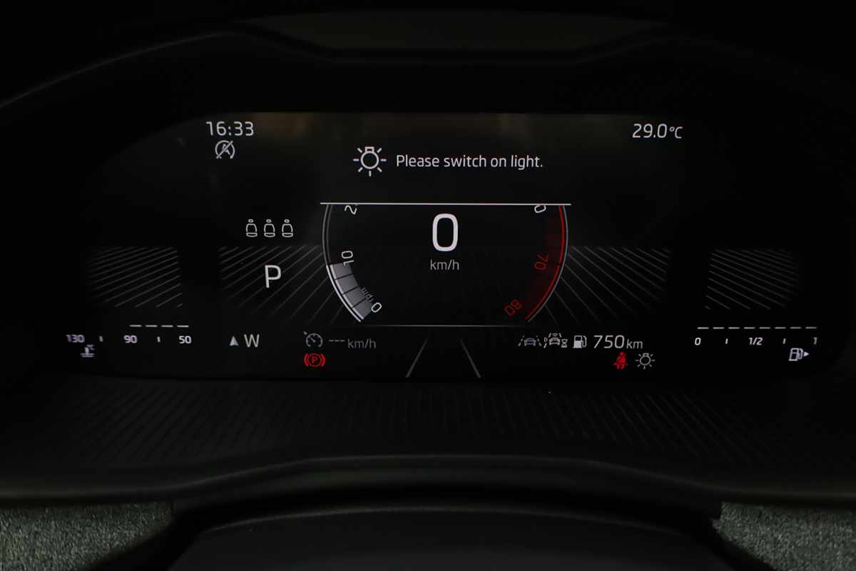 skoda-kamiq-2025-gasolina-999cc