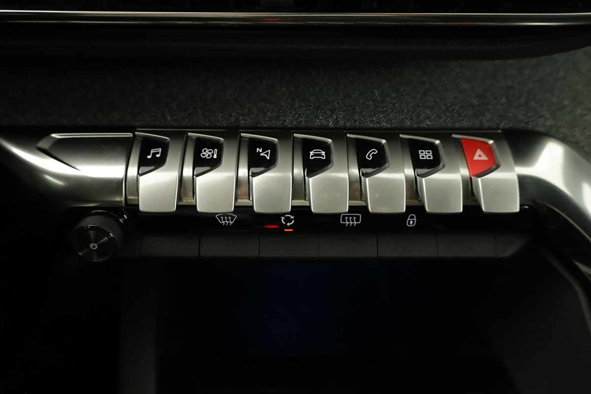 peugeot-3008-2023-gasolina-1199cc