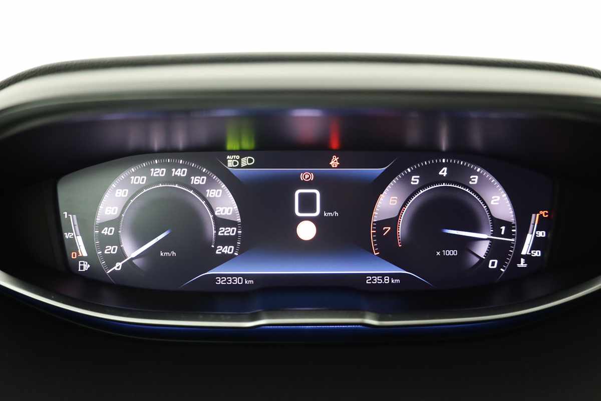 peugeot-3008-2023-gasolina-1199cc