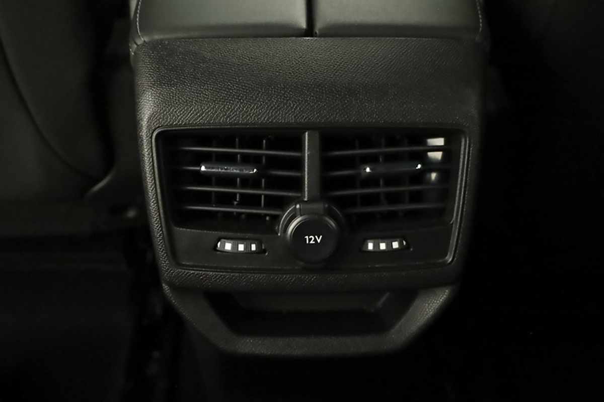 peugeot-3008-2023-gasolina-1199cc