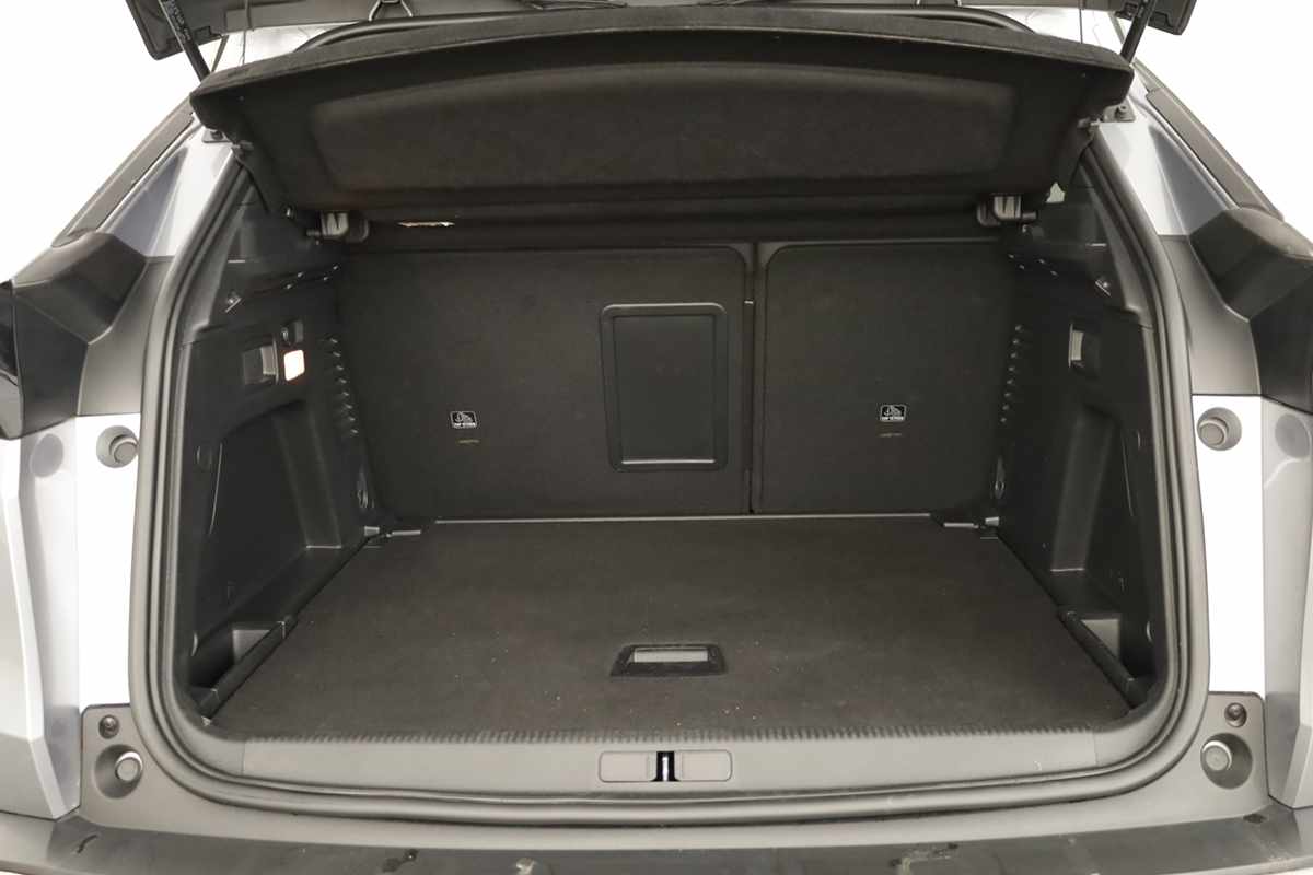 peugeot-3008-2023-gasolina-1199cc
