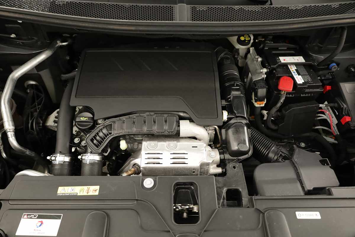 peugeot-3008-2023-gasolina-1199cc