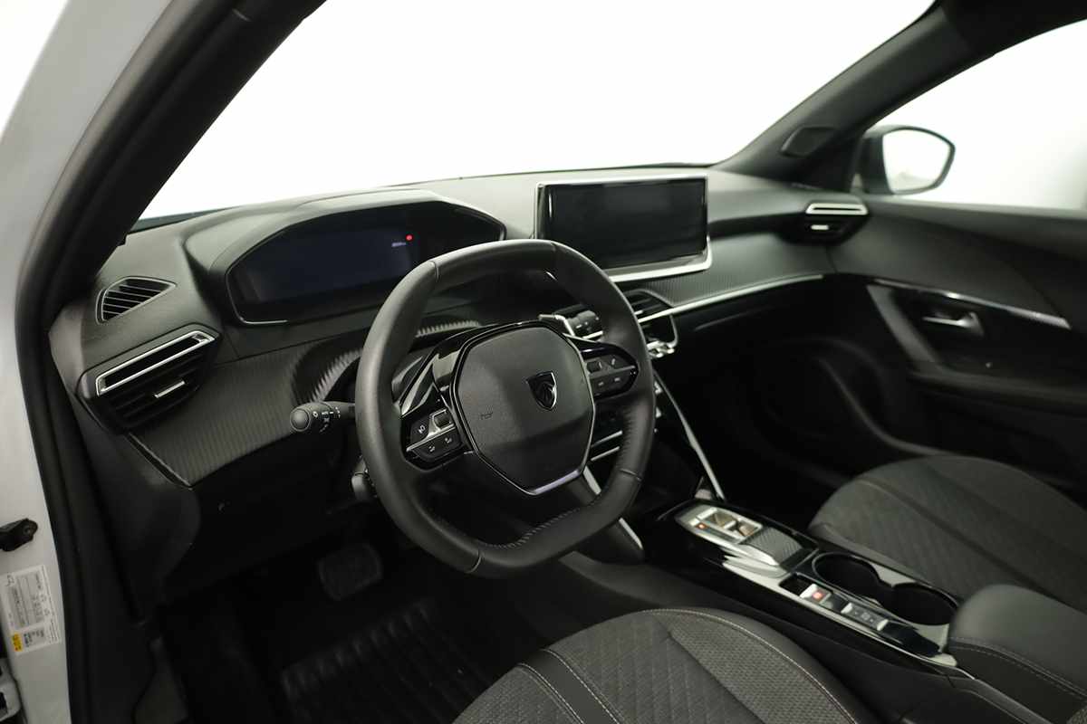 peugeot-2008-2025-gasolina-1199cc