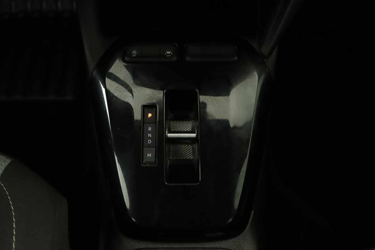 opel-corsa-2025-gasolina-1199cc