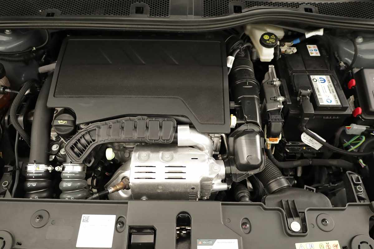 opel-corsa-2025-gasolina-1199cc