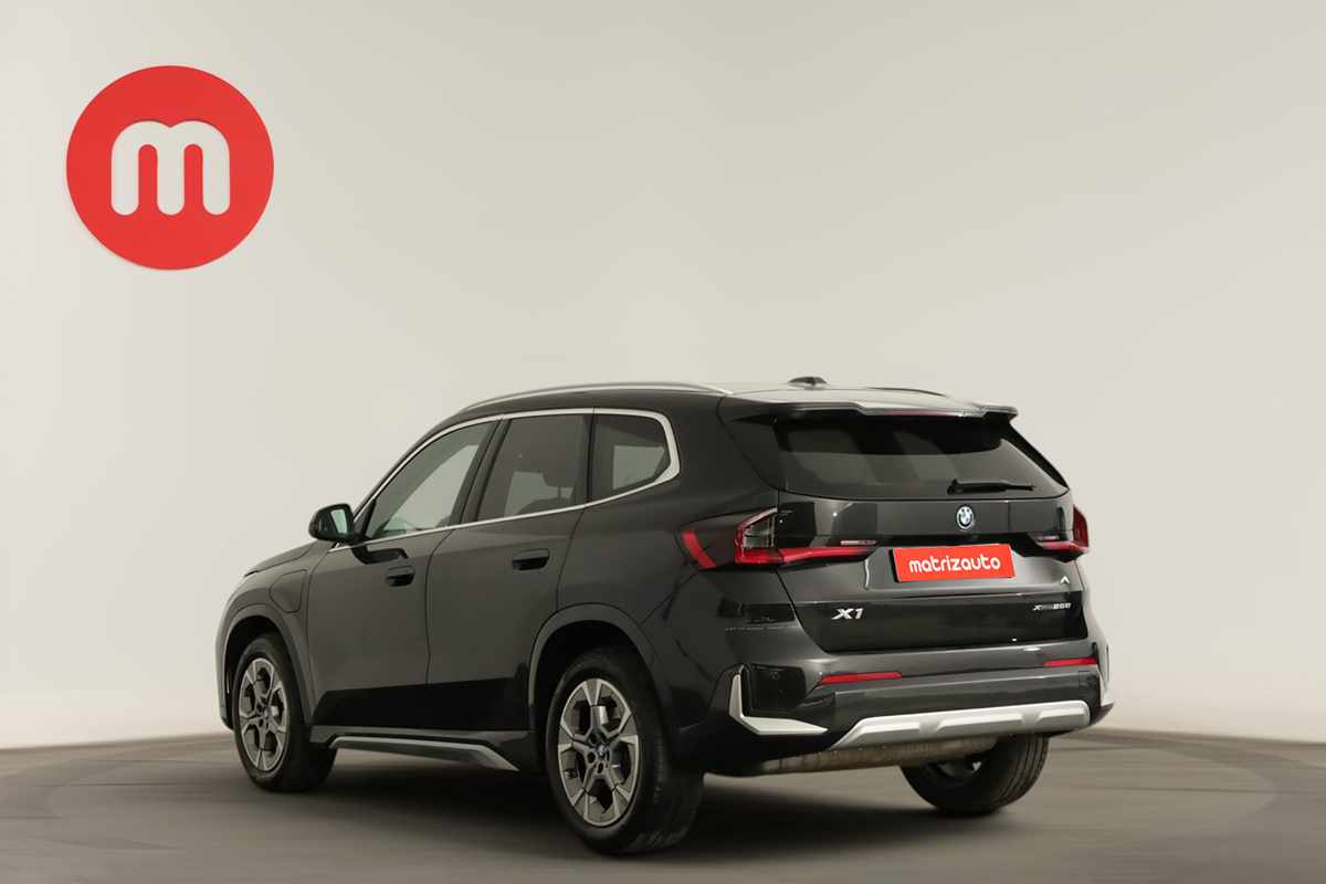 bmw-x1-2025-hibrido-a-gasolina-1499cc