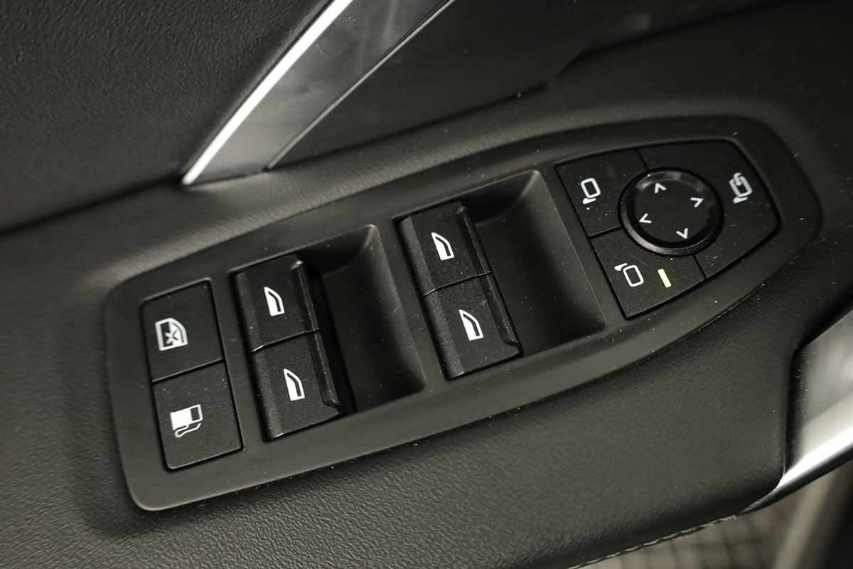 bmw-x1-2025-hibrido-a-gasolina-1499cc