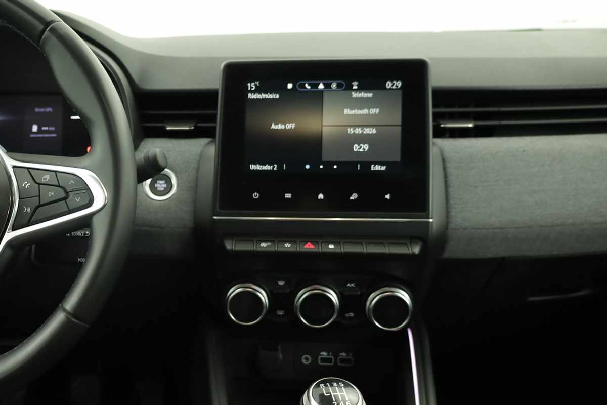 renault-clio-2024-gpl-999cc