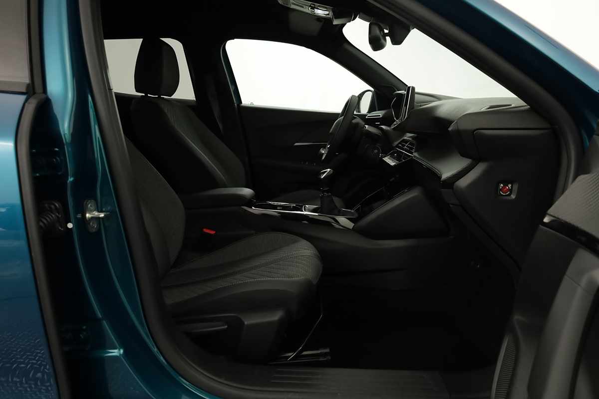 peugeot-2008-2025-gasolina-1199cc