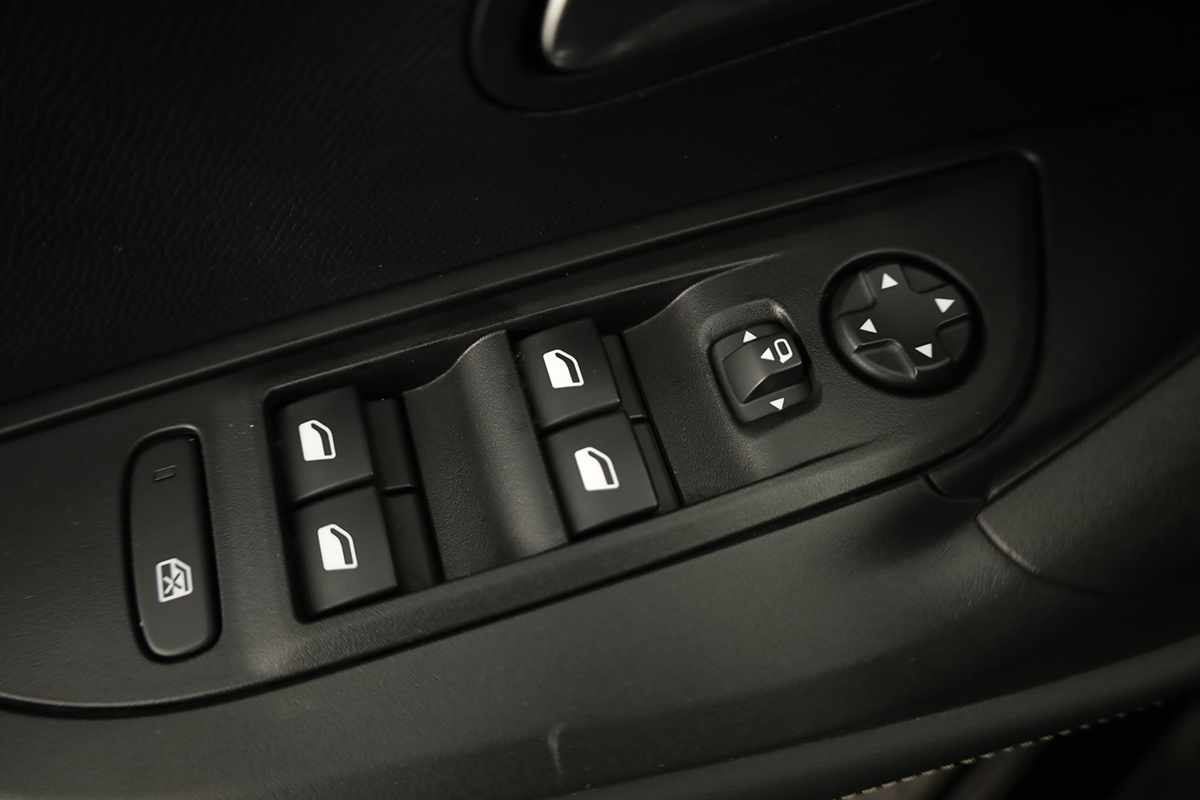 peugeot-2008-2025-gasolina-1199cc