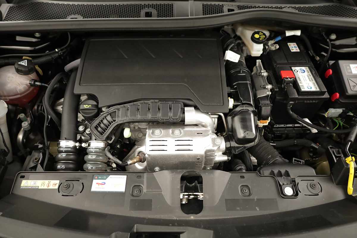 peugeot-2008-2025-gasolina-1199cc