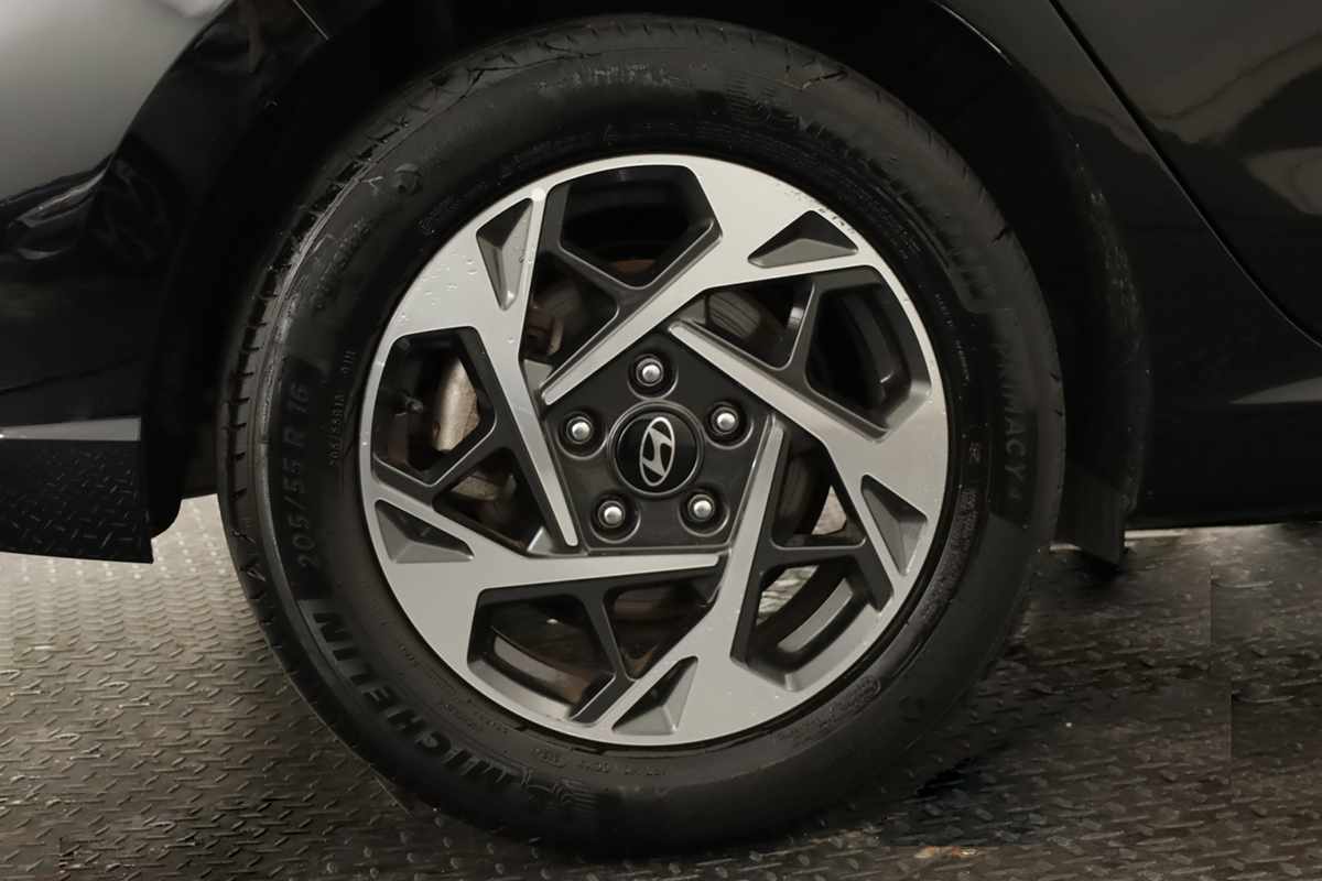 hyundai-i30-2025-gasolina-998cc