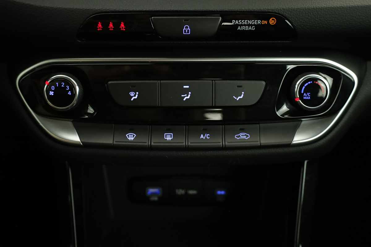 hyundai-i30-2025-gasolina-998cc