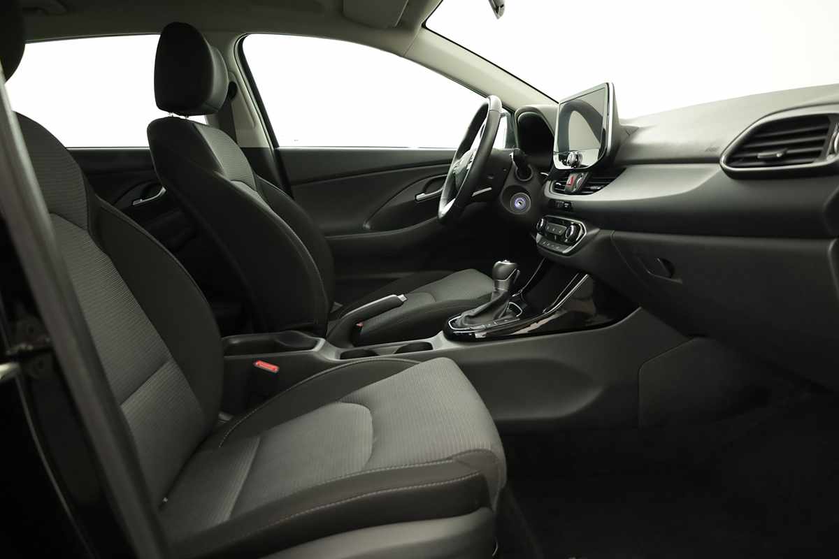 hyundai-i30-2025-gasolina-998cc
