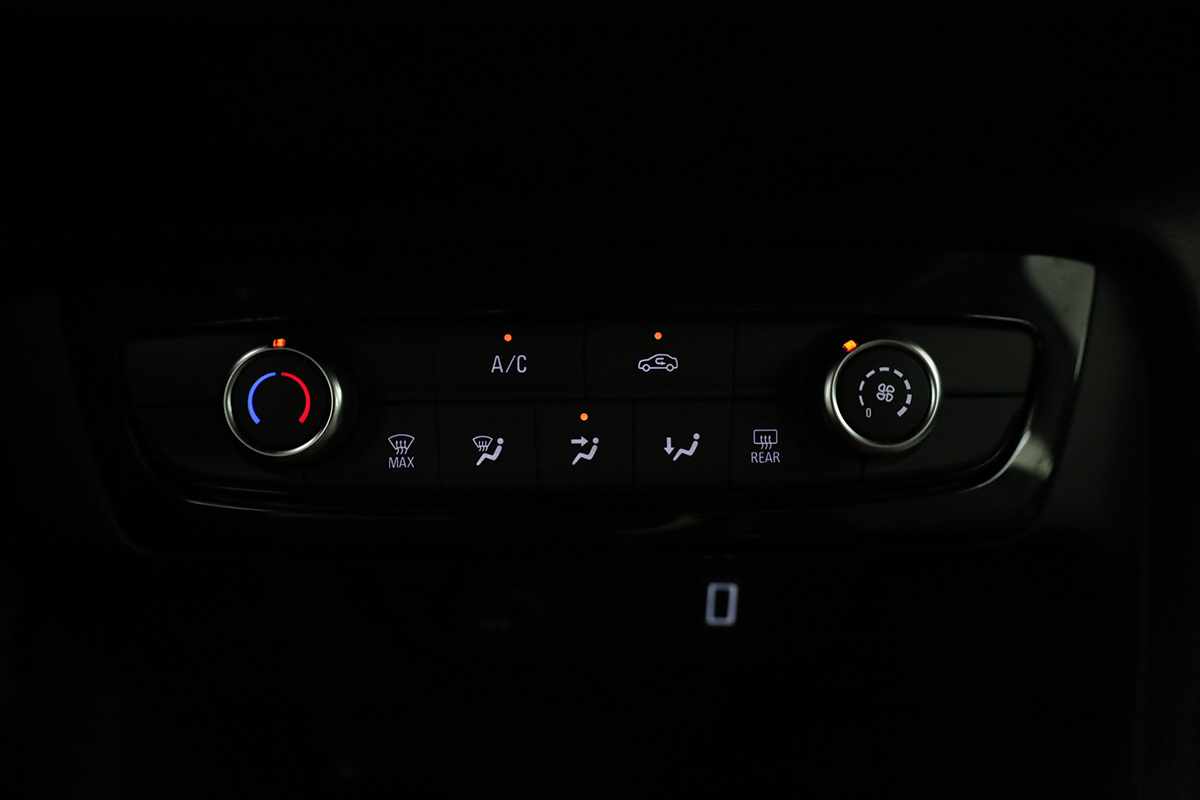 opel-corsa-2025-gasolina-1199cc