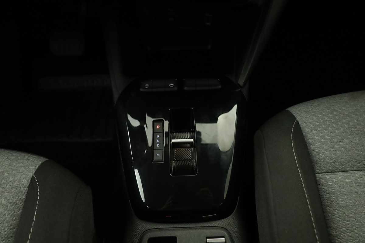 opel-corsa-2025-gasolina-1199cc
