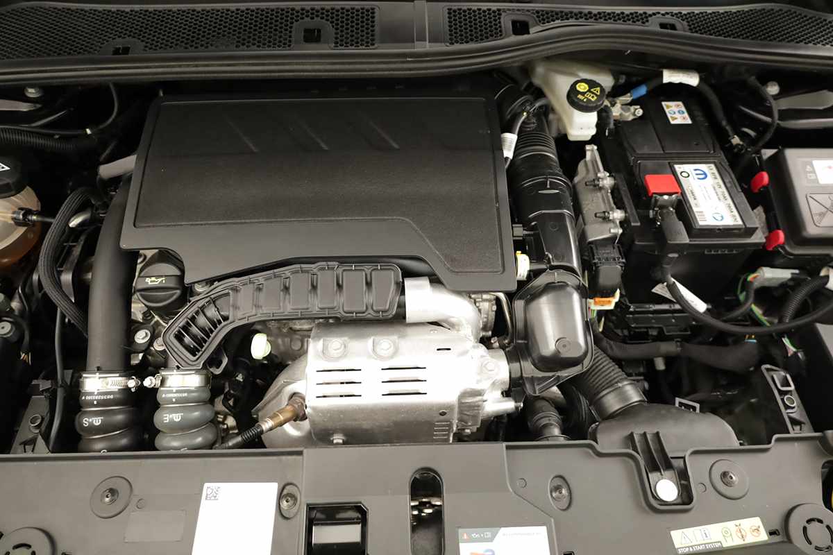 opel-corsa-2025-gasolina-1199cc