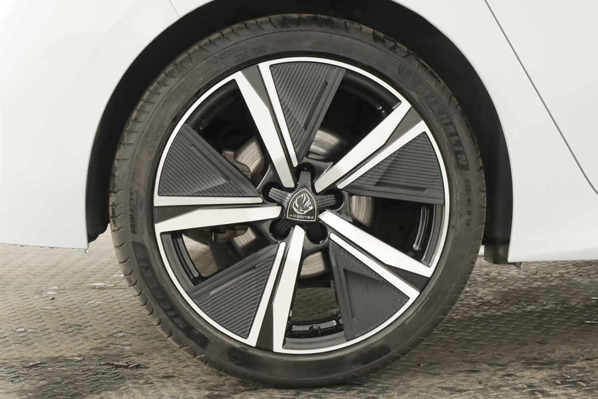 peugeot-308-2024-gasolina-1199cc