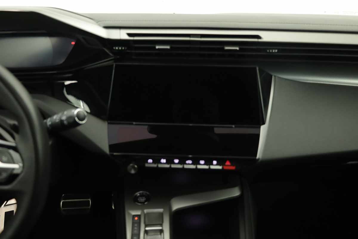 peugeot-308-2024-gasolina-1199cc