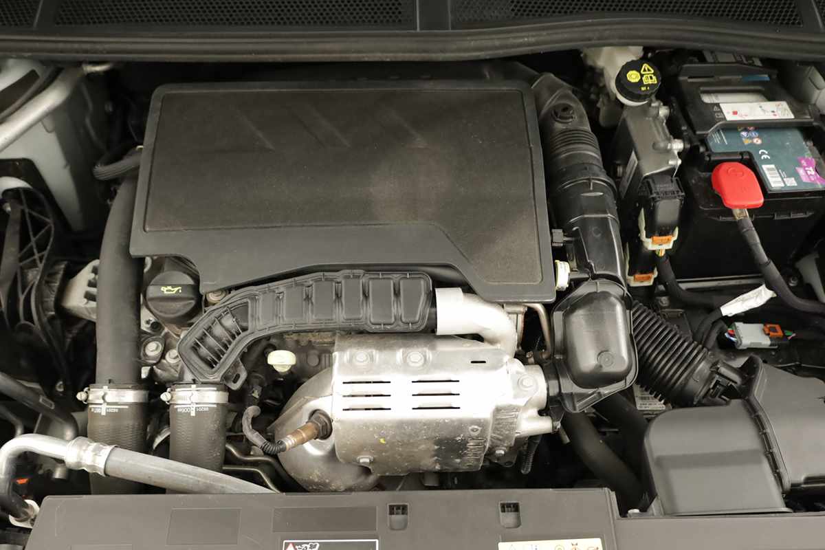 peugeot-308-2024-gasolina-1199cc