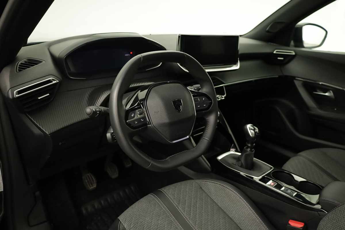 peugeot-2008-2025-gasolina-1199cc