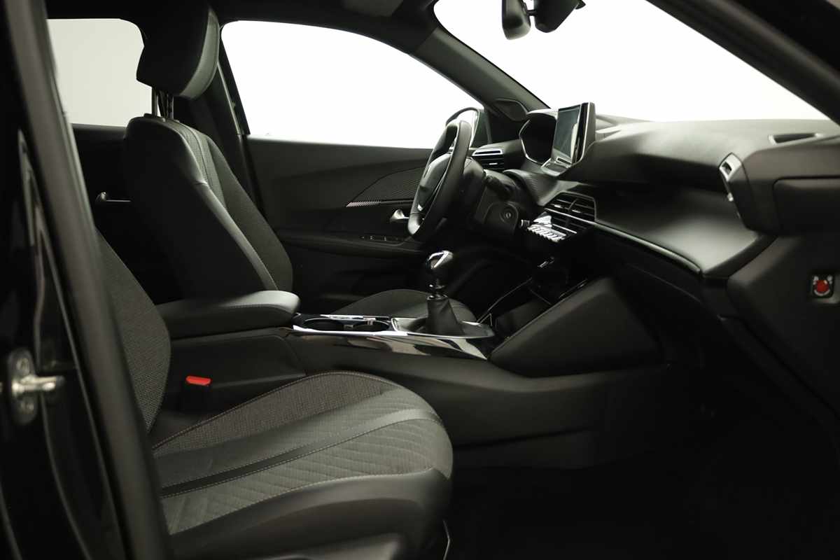 peugeot-2008-2025-gasolina-1199cc