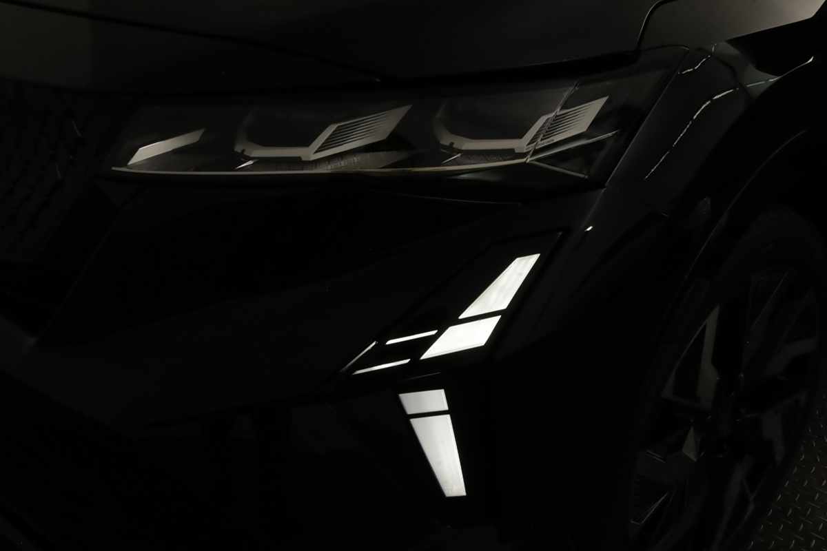 renault-rafale-2025-hibrido-a-gasolina-1199cc