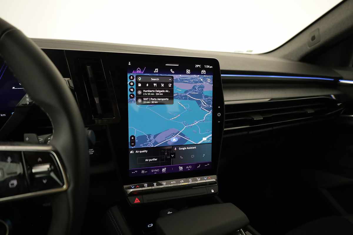 renault-rafale-2025-hibrido-a-gasolina-1199cc