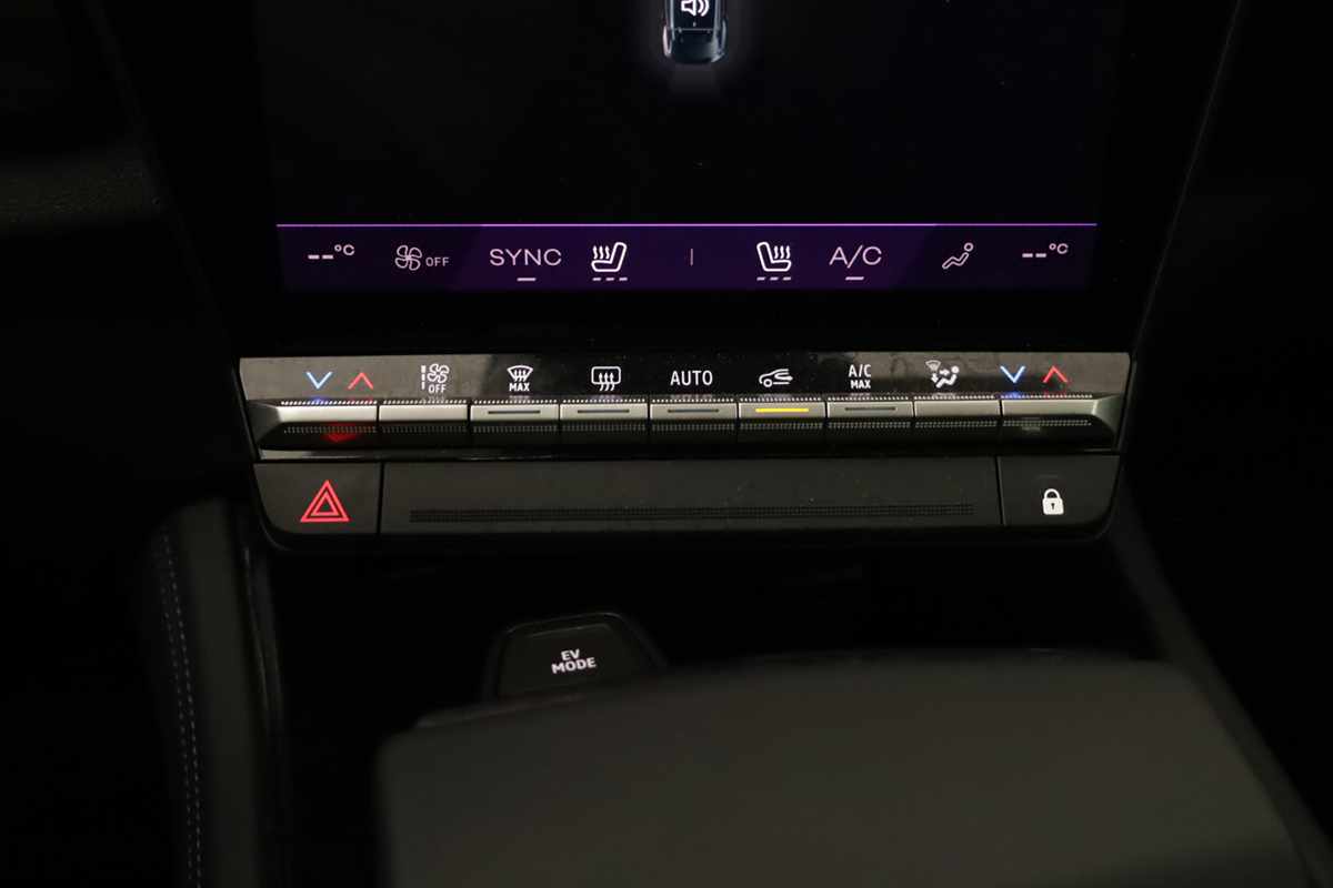 renault-rafale-2025-hibrido-a-gasolina-1199cc