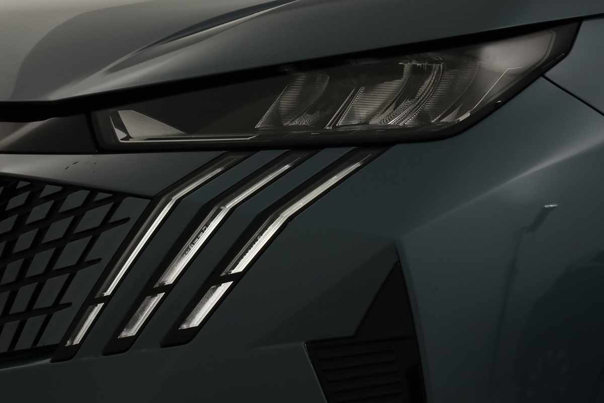 peugeot-5008-2025-gasolina-1199cc