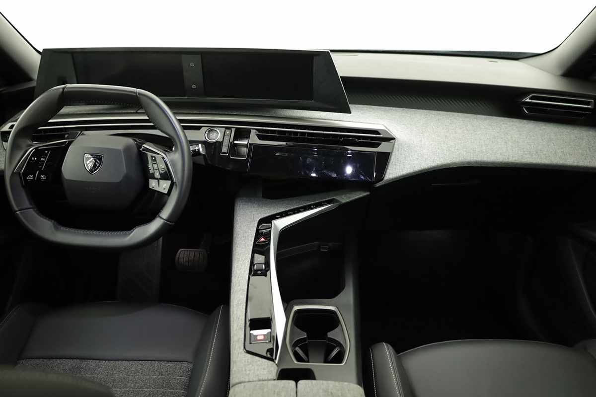 peugeot-5008-2025-gasolina-1199cc