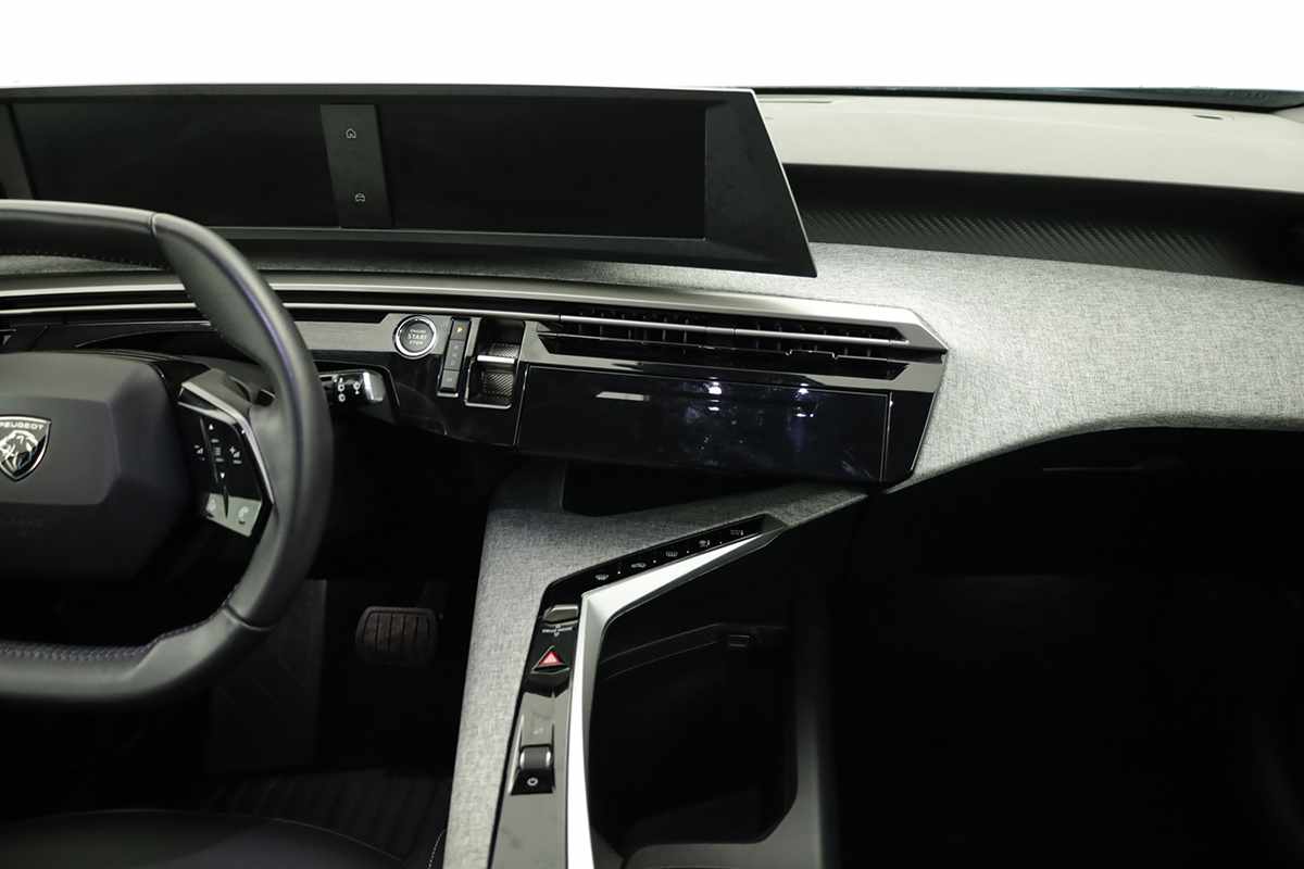 peugeot-5008-2025-gasolina-1199cc