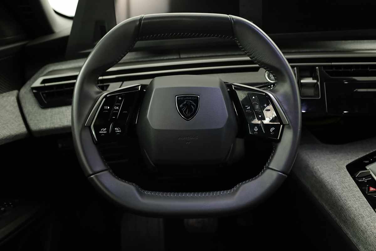 peugeot-5008-2025-gasolina-1199cc