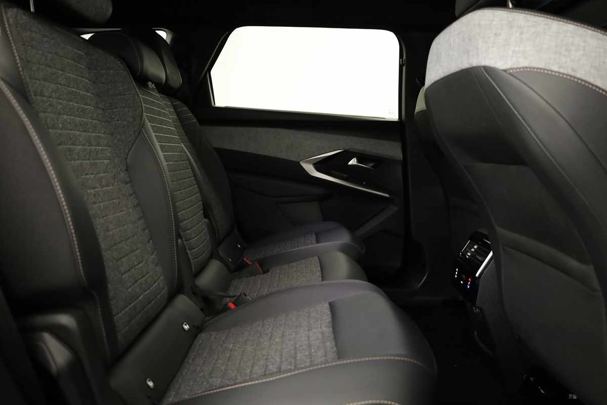 peugeot-5008-2025-gasolina-1199cc