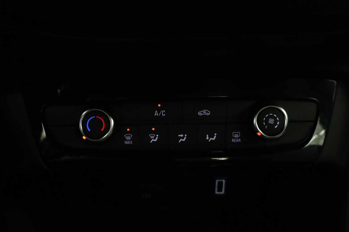 opel-corsa-2025-gasolina-1199cc