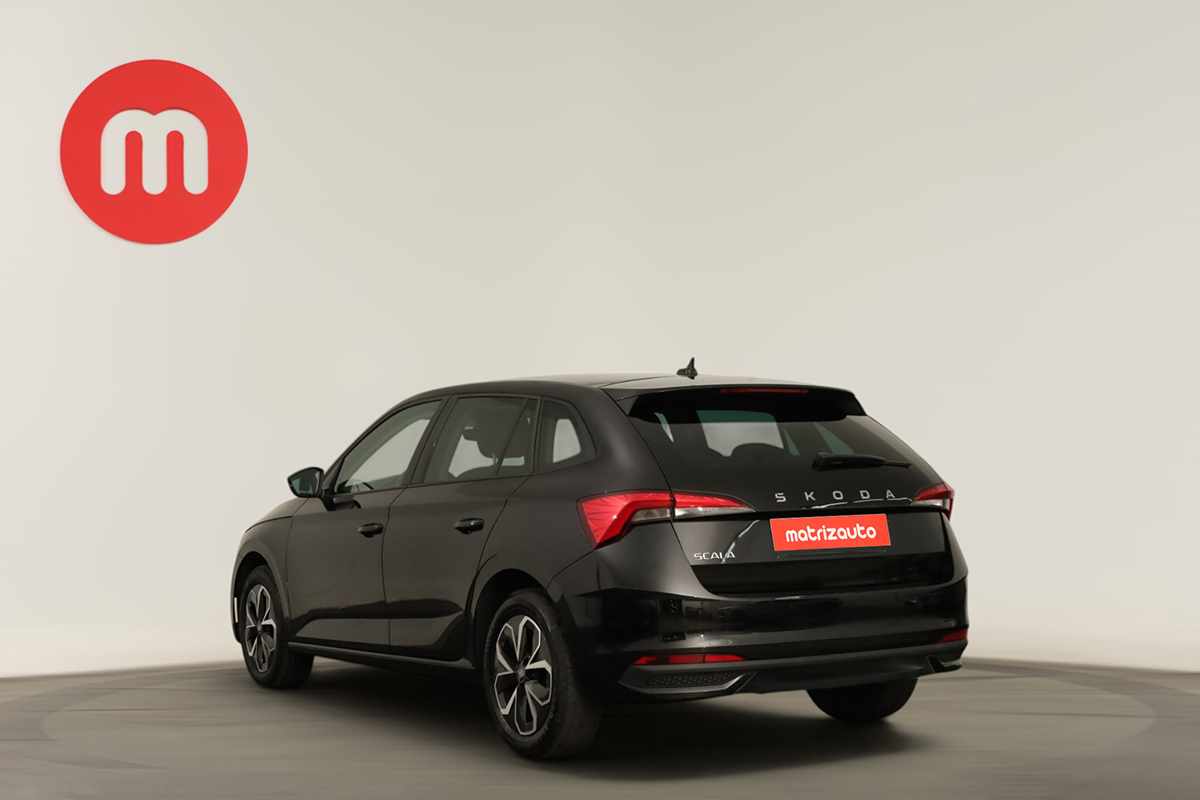 skoda-scala-2025-gasolina-999cc