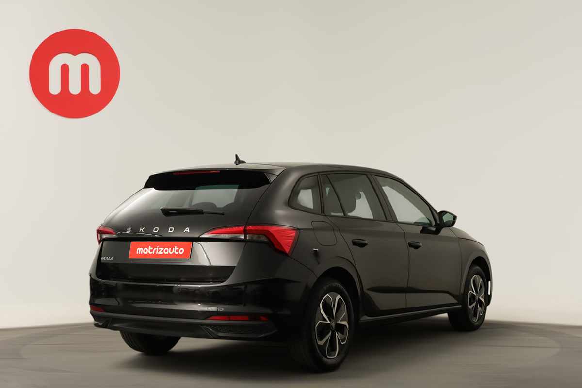 skoda-scala-2025-gasolina-999cc