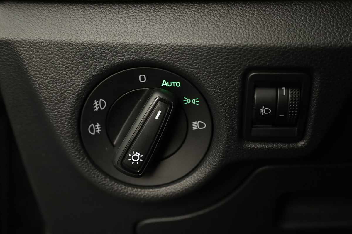skoda-scala-2025-gasolina-999cc