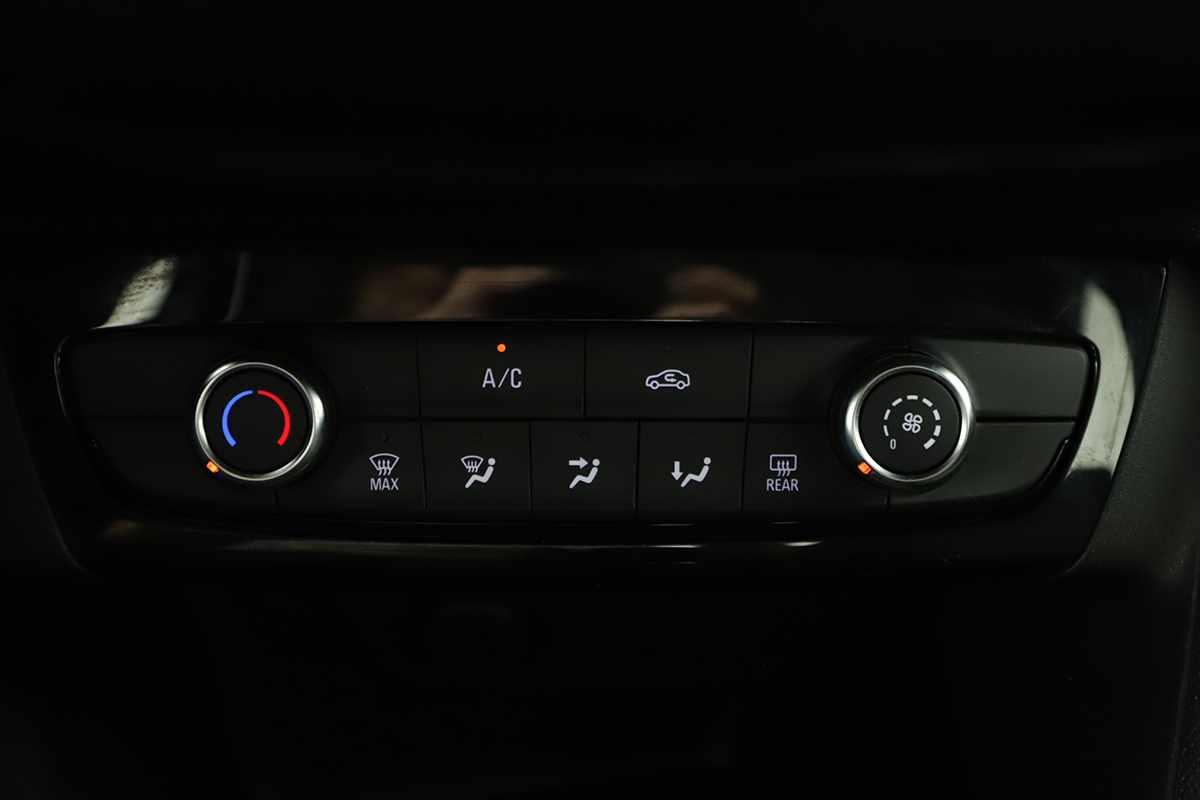 opel-corsa-2023-gasolina-1199cc