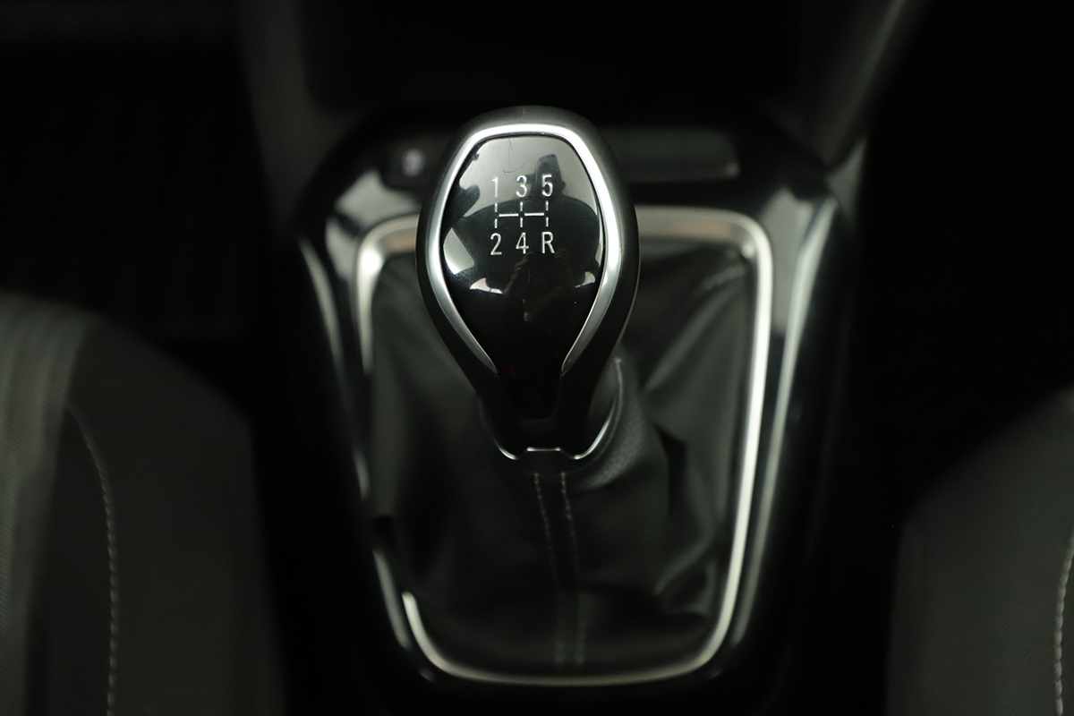 opel-corsa-2023-gasolina-1199cc