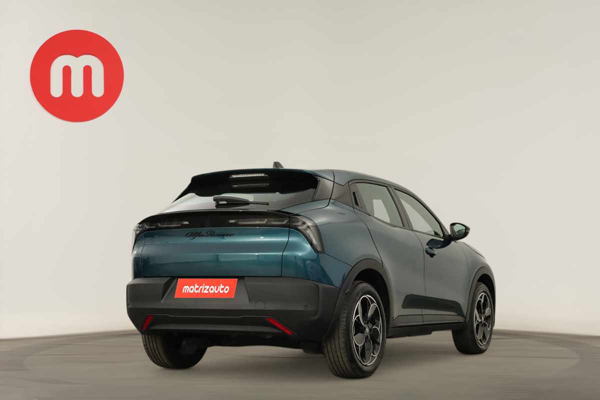 alfa-romeo-junior-2025-eletrico-0cc